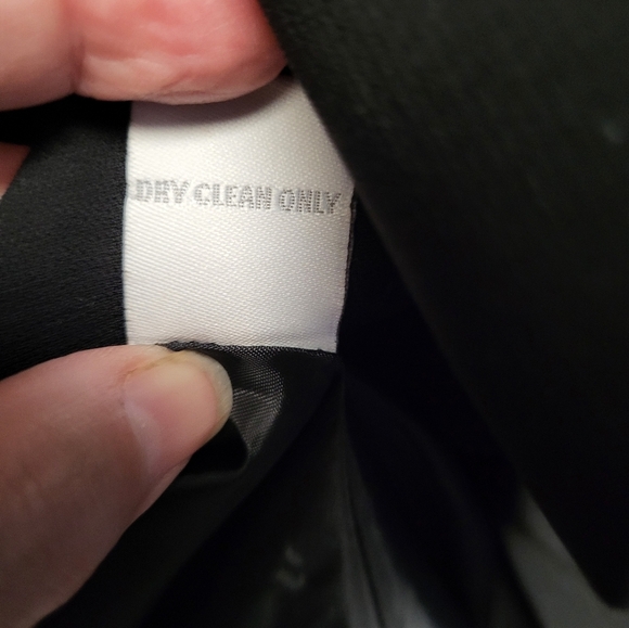 Dress Barn Black Suit Classic Style with Skirt - Size 12 - Picture 7 of 7